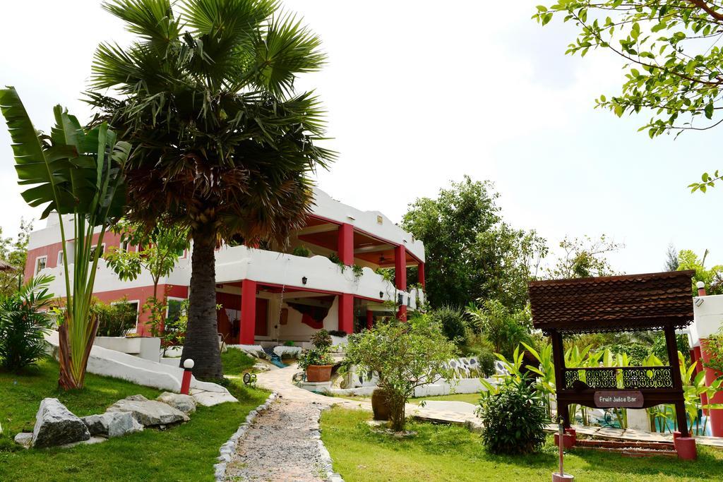 Mirabel Club Resort Jomtien Exterior foto